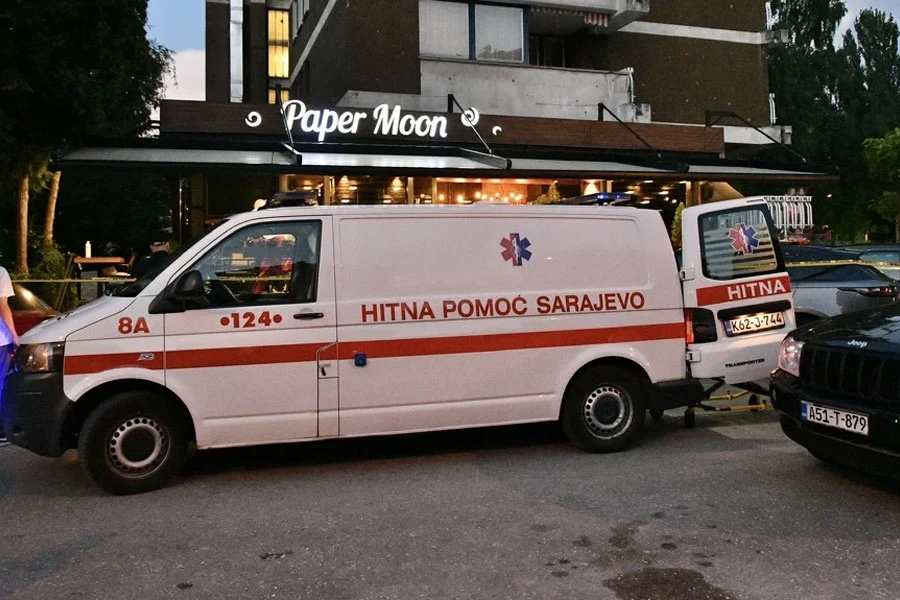 Preminuo muškarac ranjen na Grbavici, potraga za napadačem