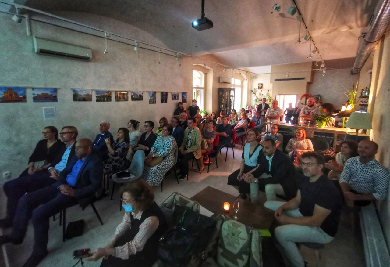 U Češkoj predstavljena izložba fotografija bh fotografkinje Redžepagić