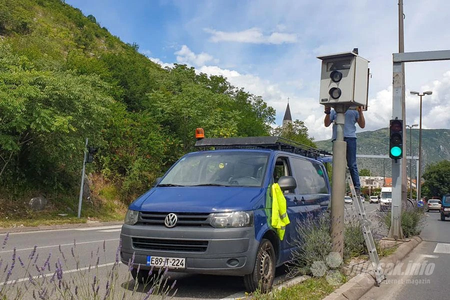 Bulevar: Čuvajte se radara