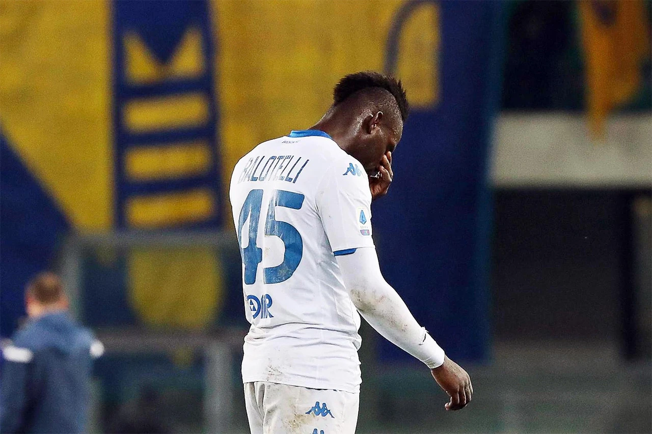 Balotelli "poljubio vrata"