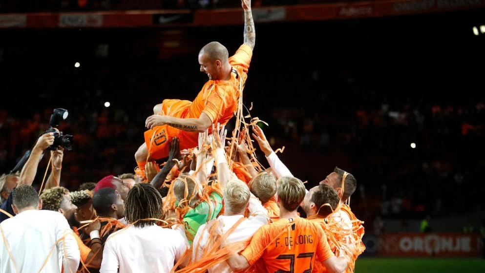 Sneijder: Mogao sam biti kao Messi i Ronaldo, ali ja sam volio popiti