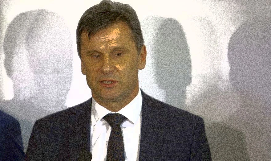 Novalić može komunicirat sa svjedocima, ali ne smije pričati o respiratorima