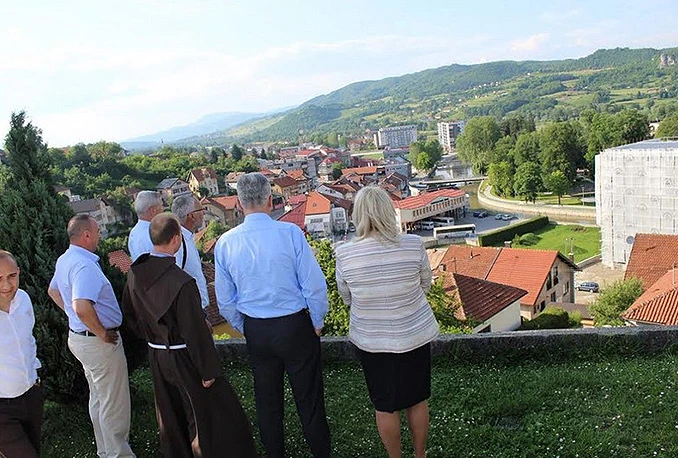 Stranci su 2000. nudili Čoviću da ode i da bira