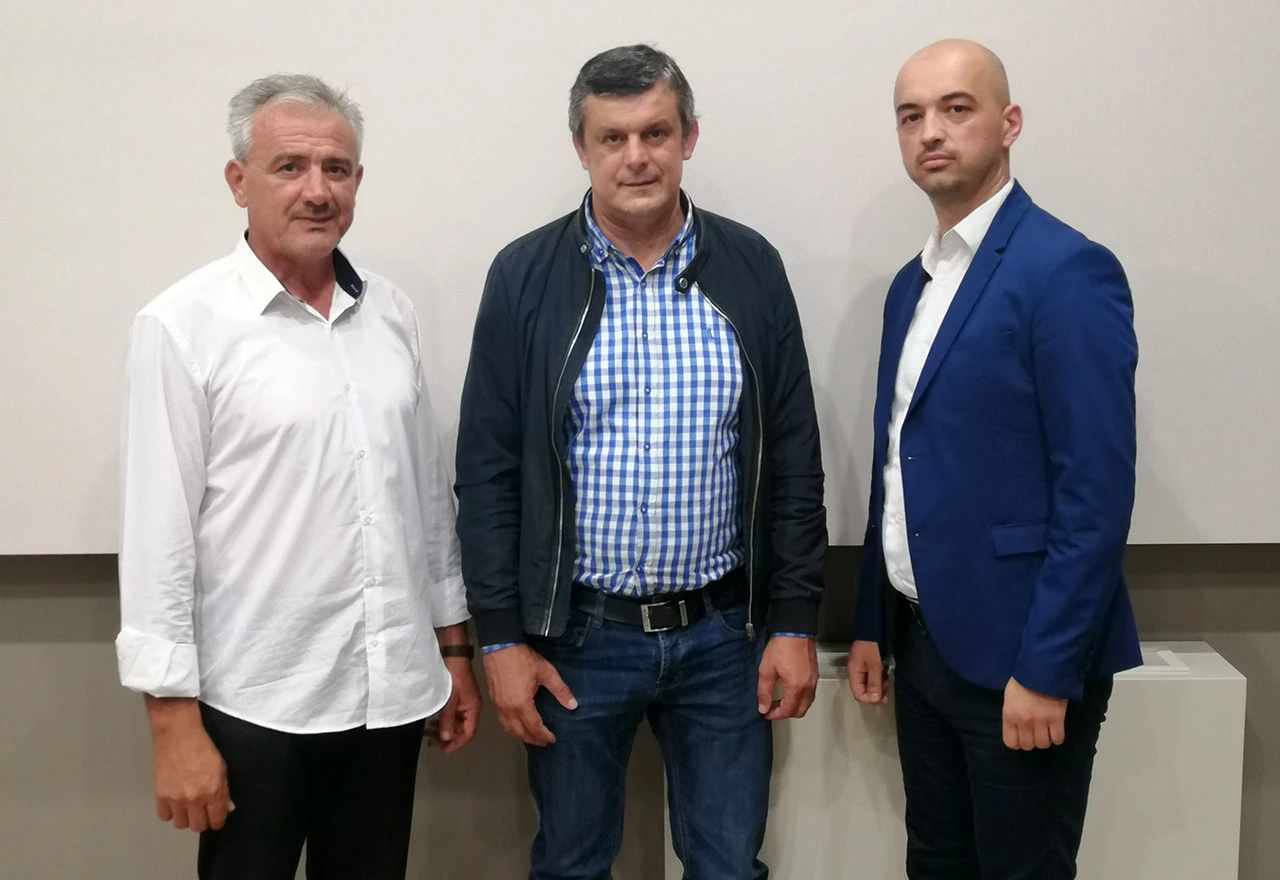 Udružile se tri hrvatske stranke koje imaju iste političke programe