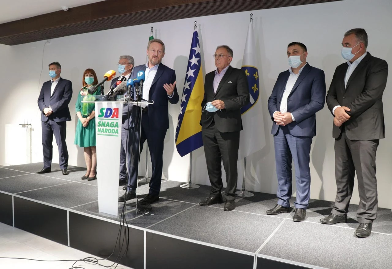 14 zaključaka: Provosuđe protiv Bošnjaka, SDA protiv pravosuđa