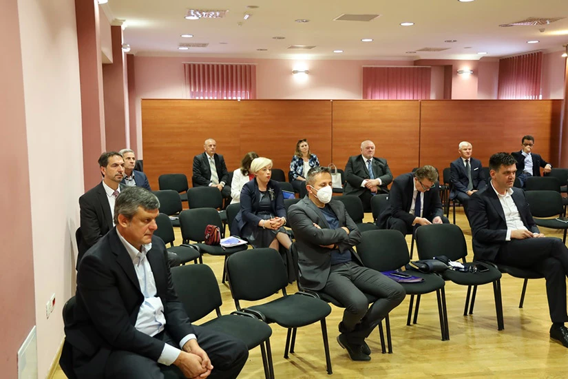 HNS o testu pravosuđa, ali ne i o Dodiku