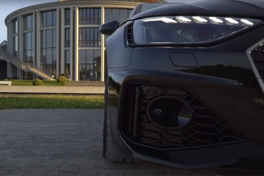 Audi A4 RS - brutalni karavan sad ima čak 500 KS!
