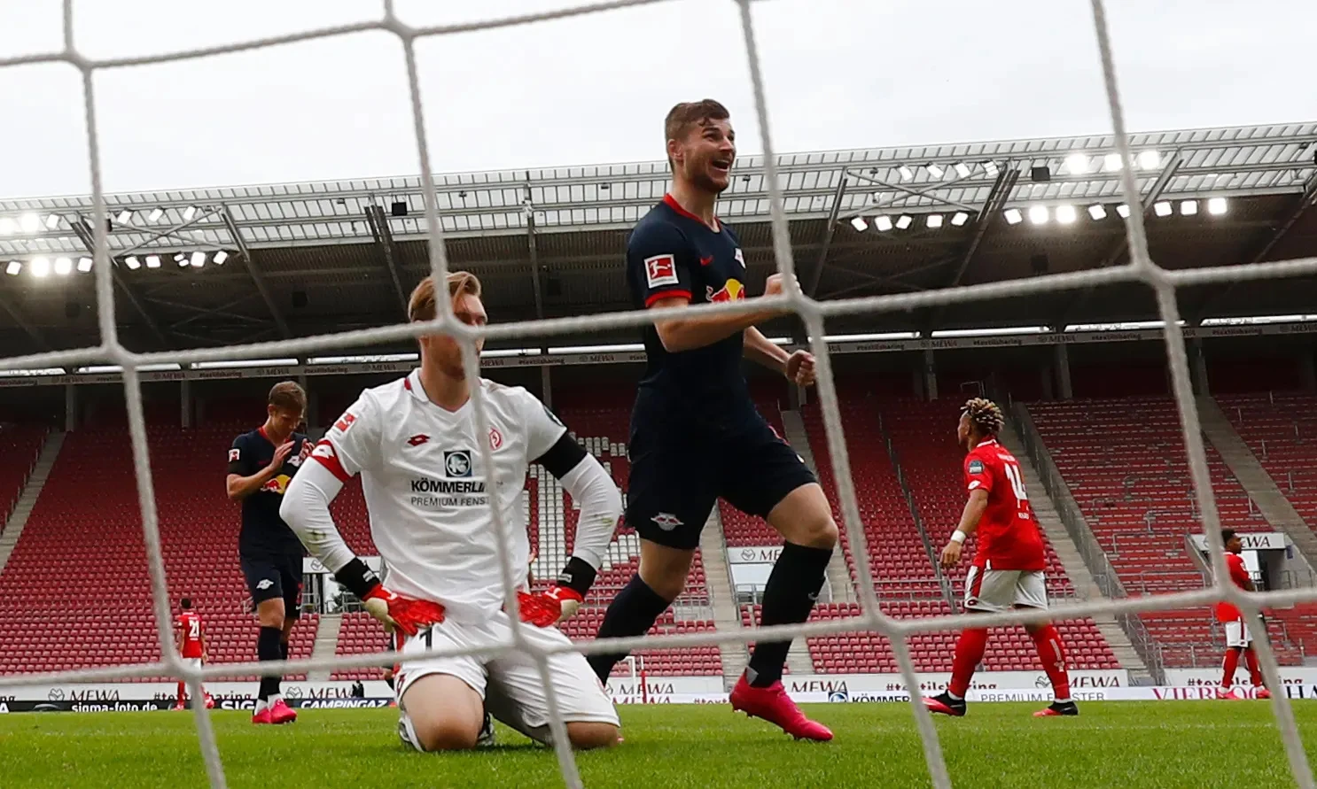 Leipzig i Augsburg uvjerljivi; Hat trick Wernera u Mainzu