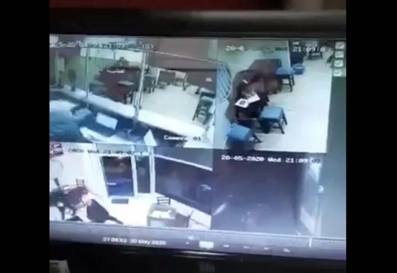 Krenuli pljačkati kladionicu pa zbog radnika pobjegli glavom bez obzira