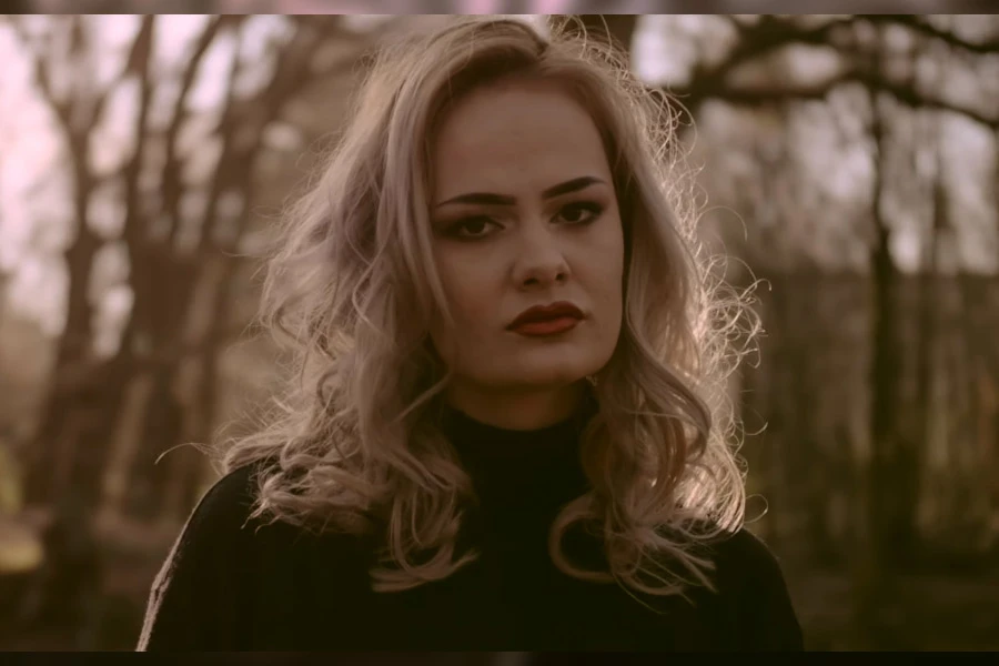 VIDEO | Objavljen spot pjesme 'Spasi se od mene' Petre Knezović
