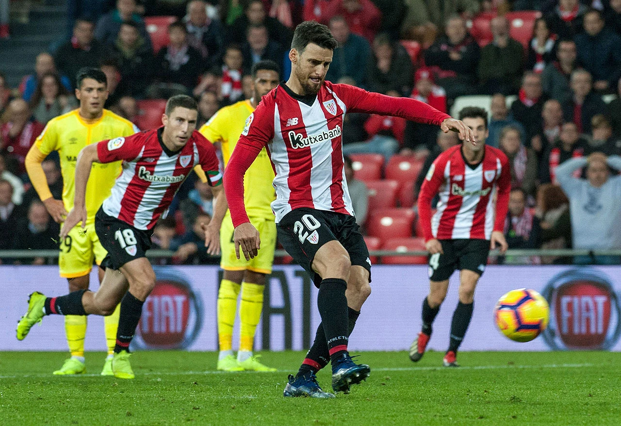 Aritz Aduriz objavio kraj karijere