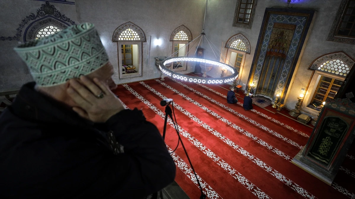 Muslimani večeras obilježavaju Lejletu-l-Kadr, noć sudbine