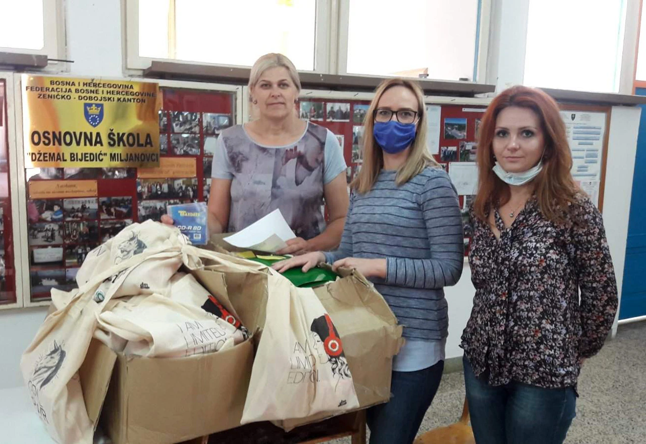 2.300 djevojčica učilo o reproduktivnom zdravlju