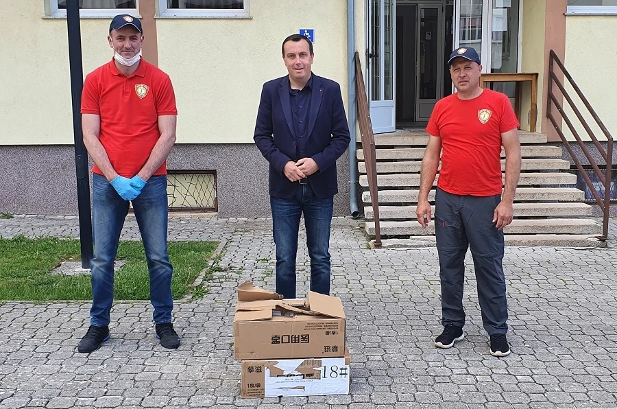 Maturanti u HBŽ-u dobivaju zaštitne maske