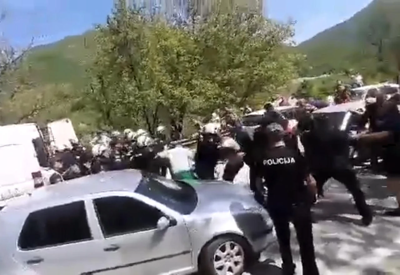 Neredi u Crnoj Gori