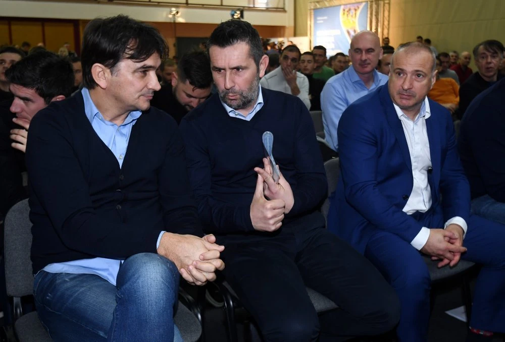 Fenerbahče Bjelici postavio ultimatum, rezerva je Zlatko Dalić?