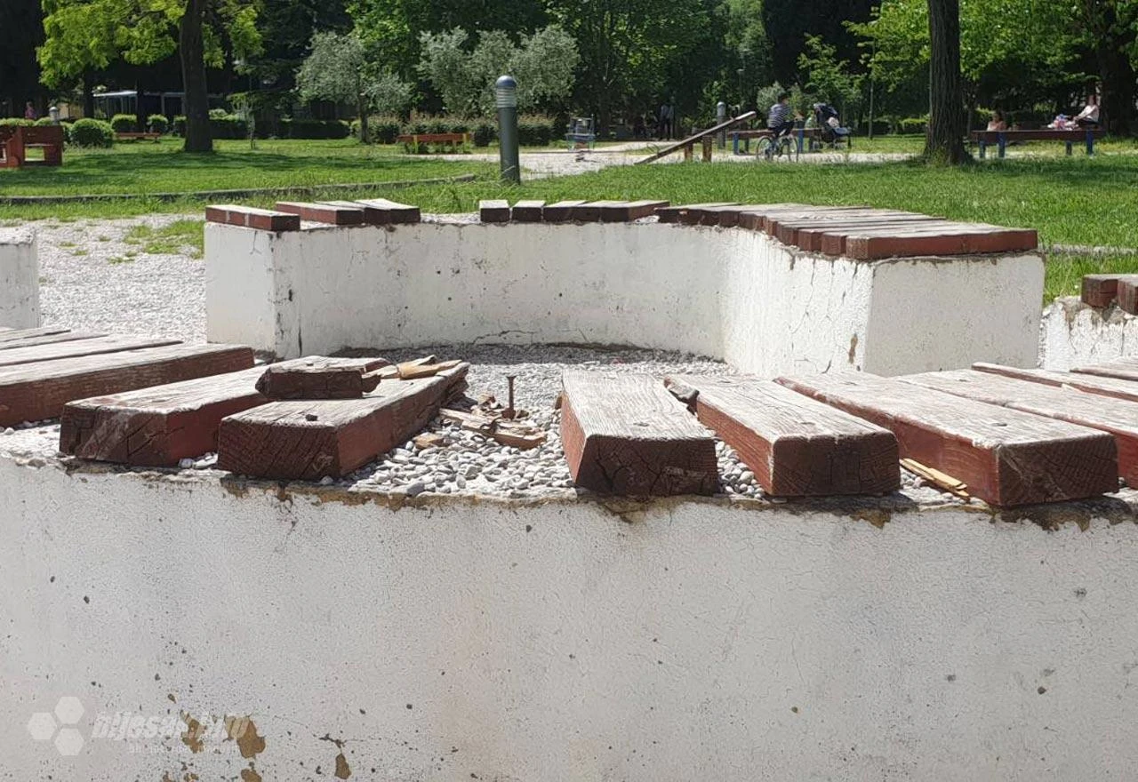 Park i Mostar: Uvijek ista, opasna priča