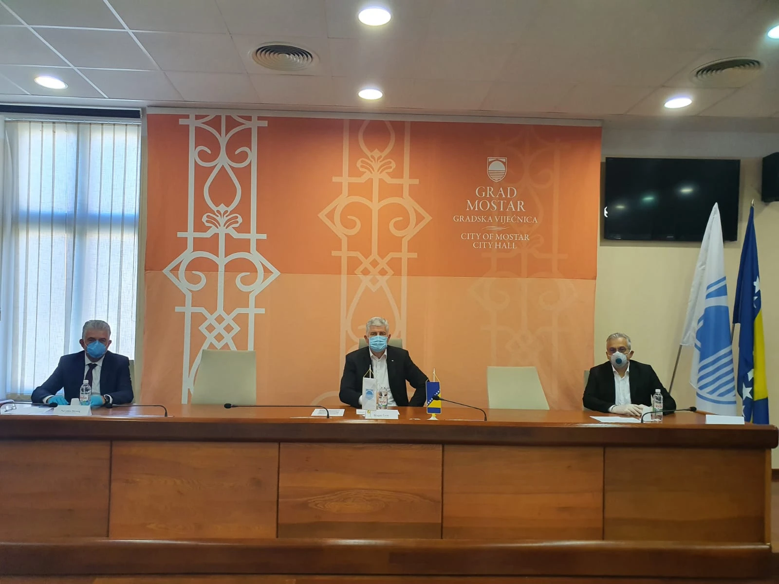 Čović i Bešlić: Potrebno sačuvati svako radno mjesto u Gradu Mostaru