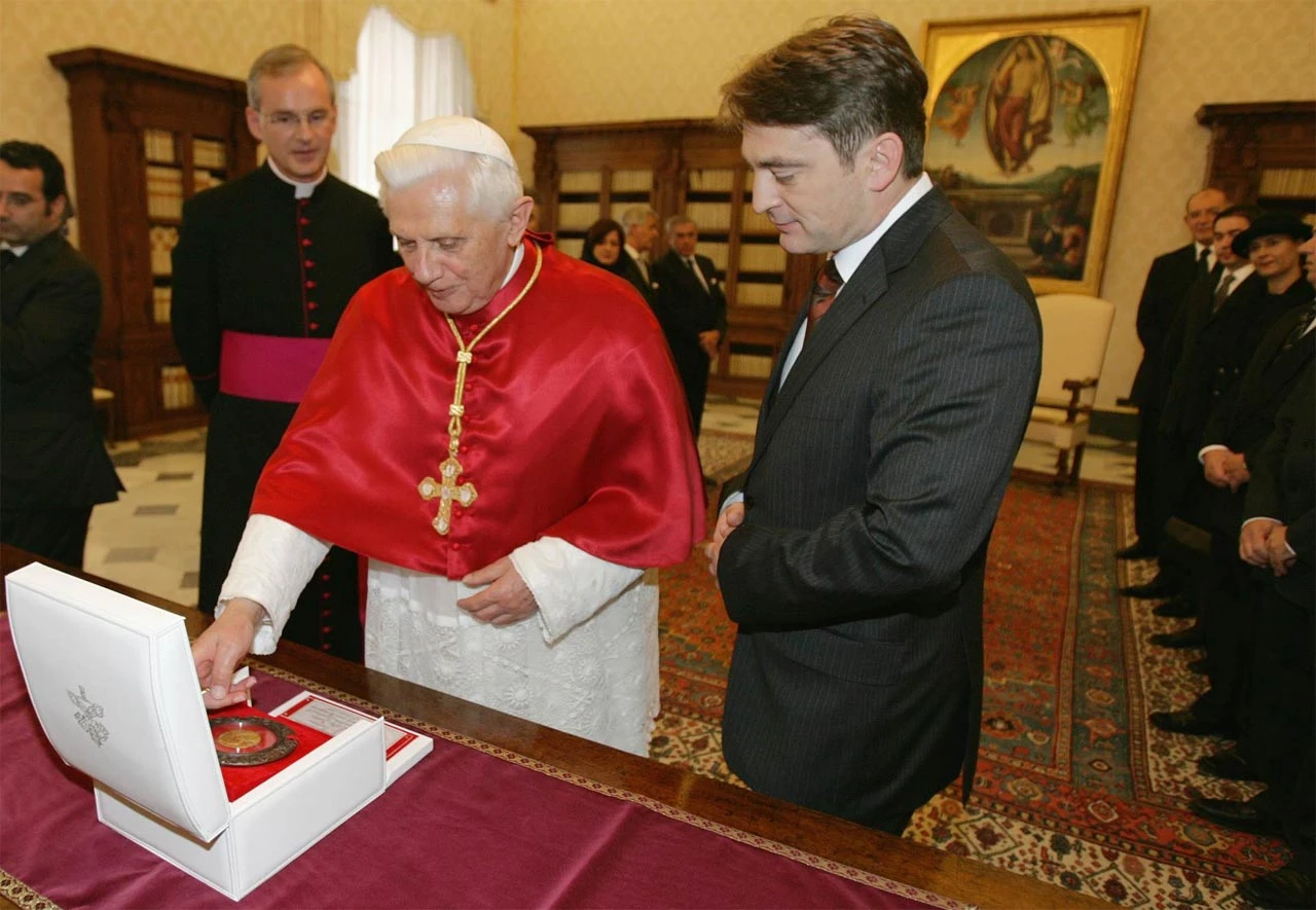 Luksuzni prvomajski izlet: Željko i Živko u Vatikanu