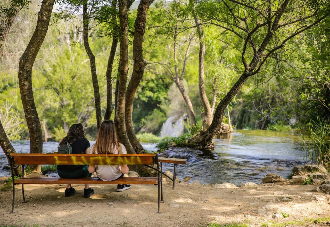 Vodopad 'Kravica' prepun ljudi u doba pandemije