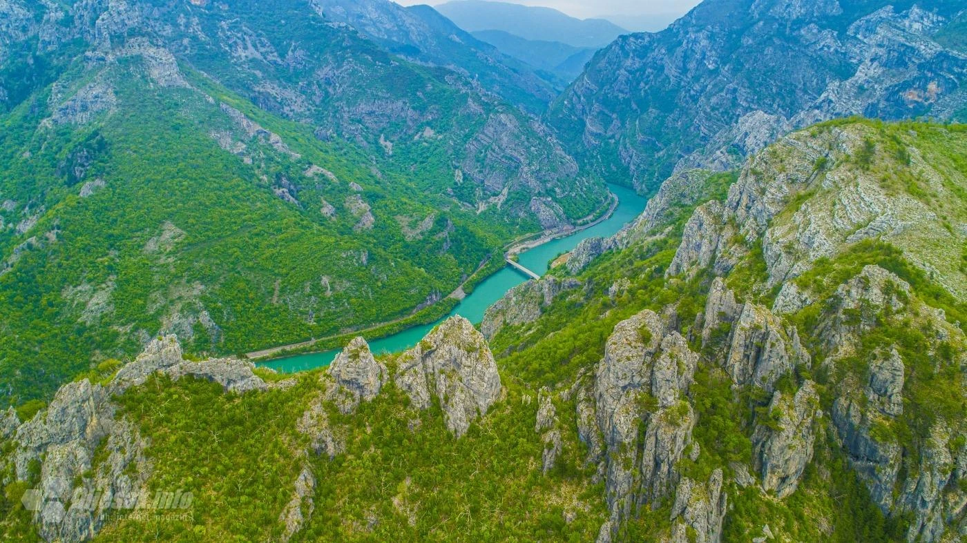 Pogledajte snimke kanjona Neretve od kojih zastaje dah!