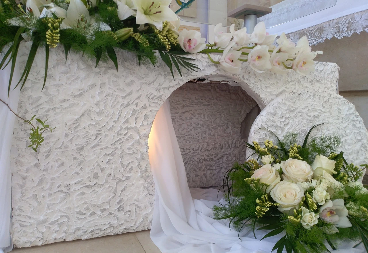 Sve oko nas poprima svoj prekrasni i jedini smisao u uskrsnom obećanju