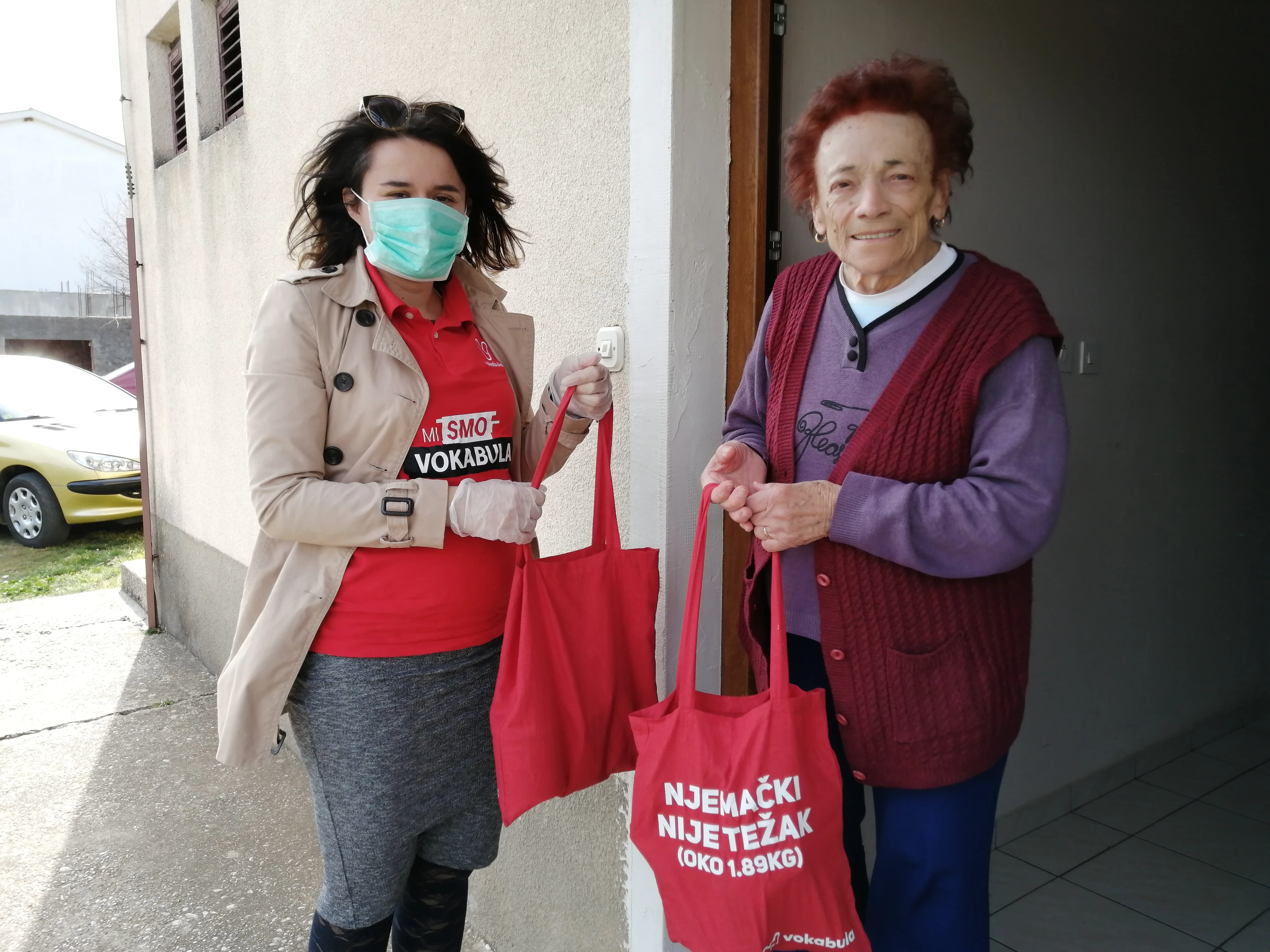 Volonteri-profesori s ''ulice''. Za vrijeme korone pomažu onim najranjivijima