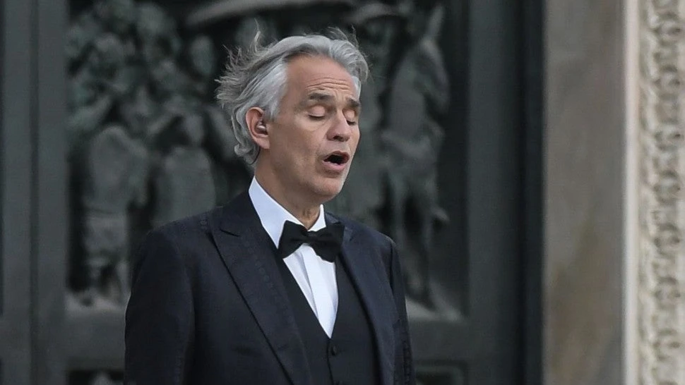 VIDEO | Bocelli zapjevao za Uskrs u praznom milanskom Duomu