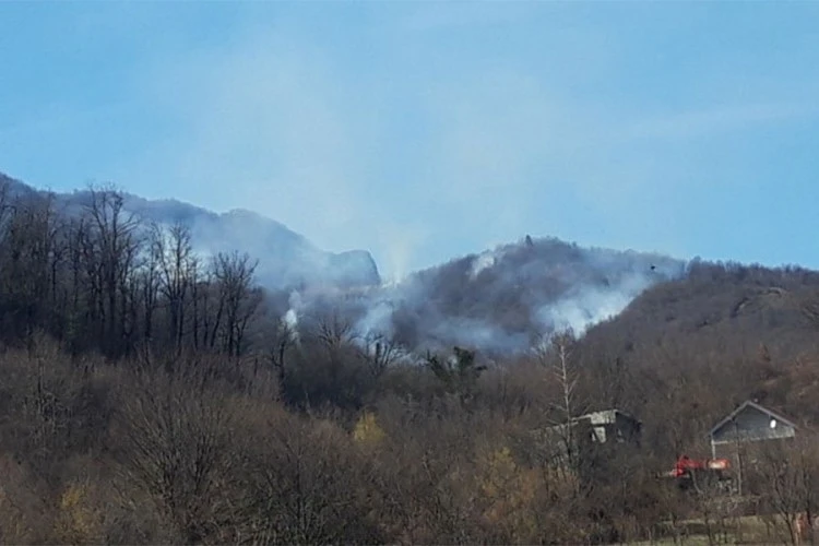 Aktivna četiri požara kod Konjica