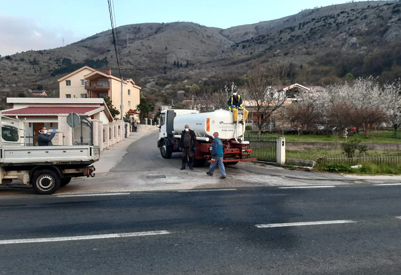 Izvršena dezinfekcija u više mostarskih naselja