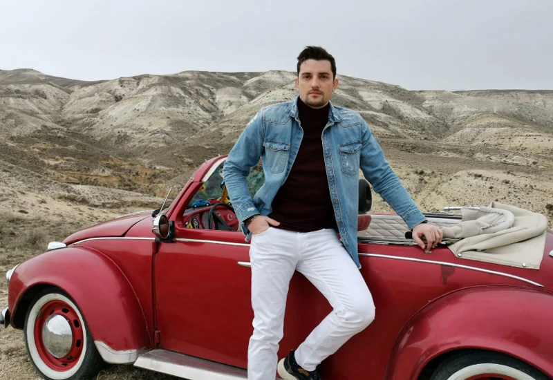 Koncert Mirze Selimovića večeras u 20 sati na njegovom YouTube kanalu
