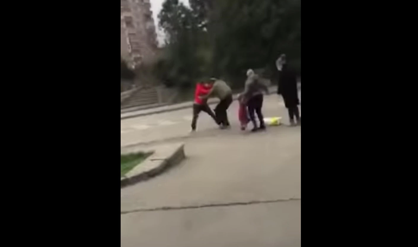 Potukli se radi vreće brašna