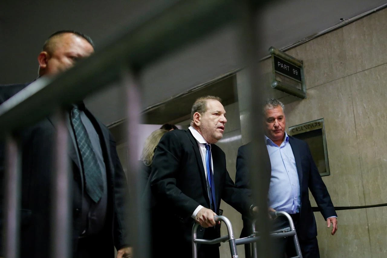 Harvey Weinstein pozitivan na koronavirus
