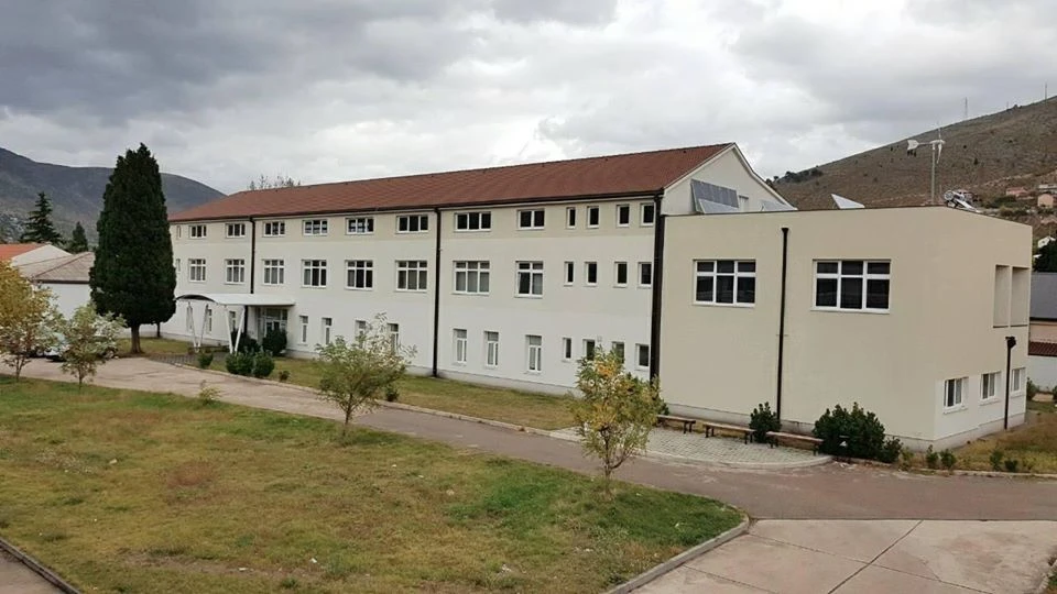 Mašinski fakultet u Mostaru treba vašu pomoć za izradu zaštitnih maski