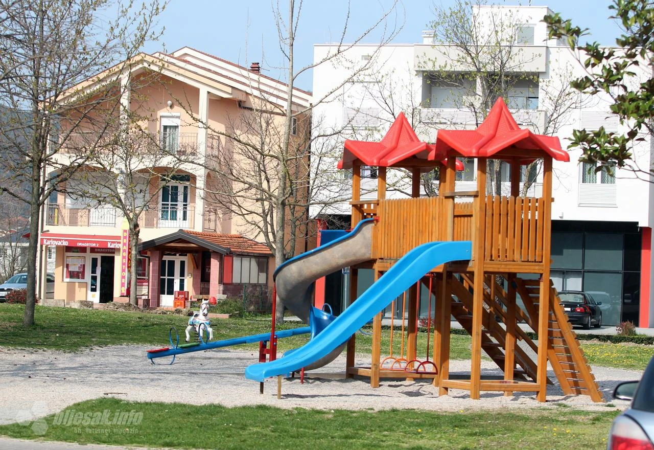 Čapljina: Građani disciplinirani, mladi volonteri pomažu starijim osobama