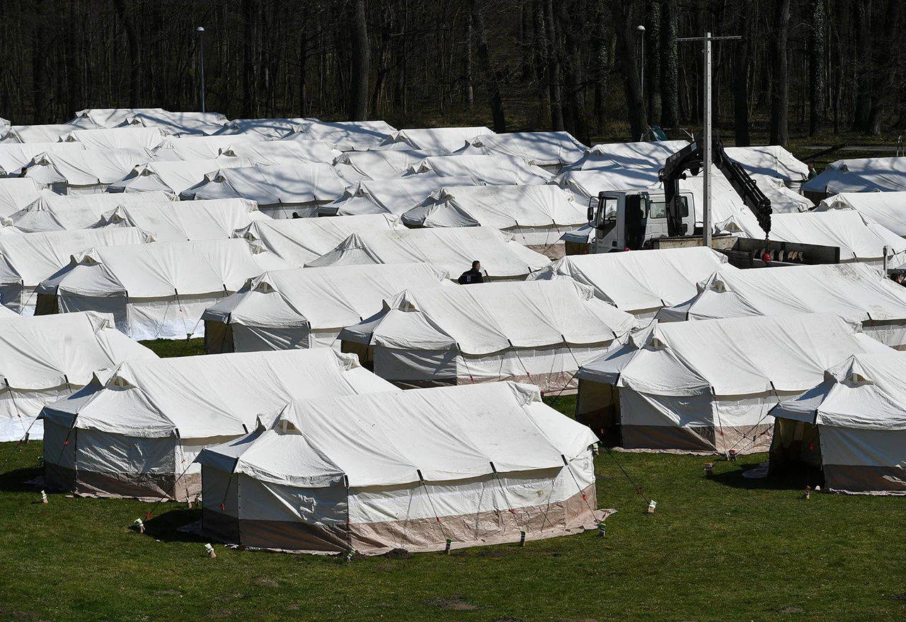 Karantensko naselje zapelo na carini: Radončić osobno zvao šefa