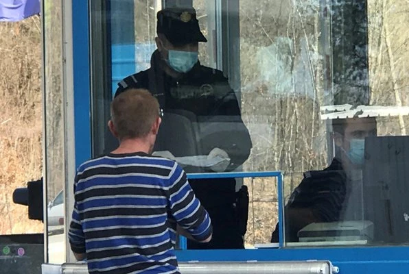 Sanitarni inspektori na graničnim prijelazima izdali 5.752  rješenja o izolaciji