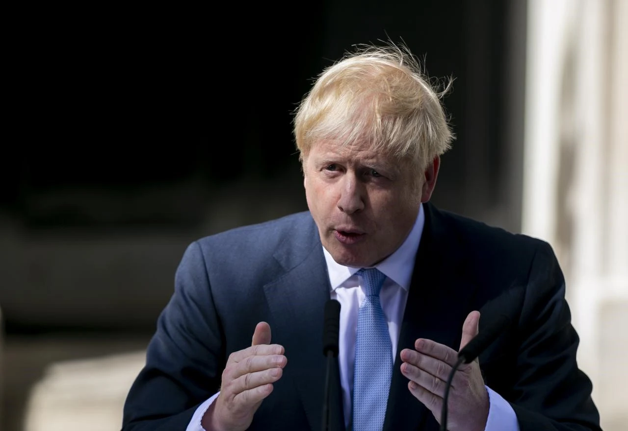  Johnson ne želi zatvoriti škole