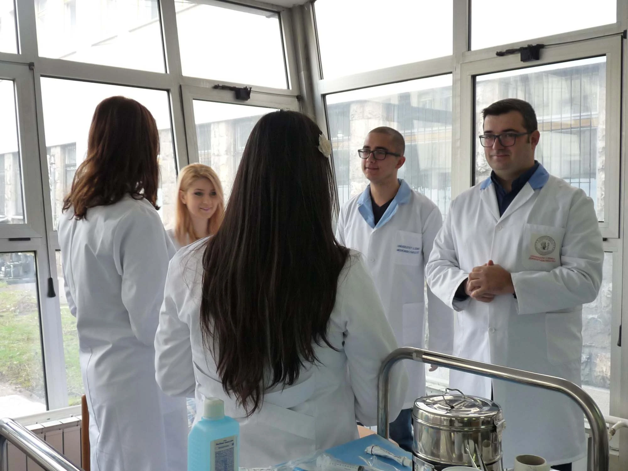 Medicinarima do daljnjeg zabraniti godišnje odmore