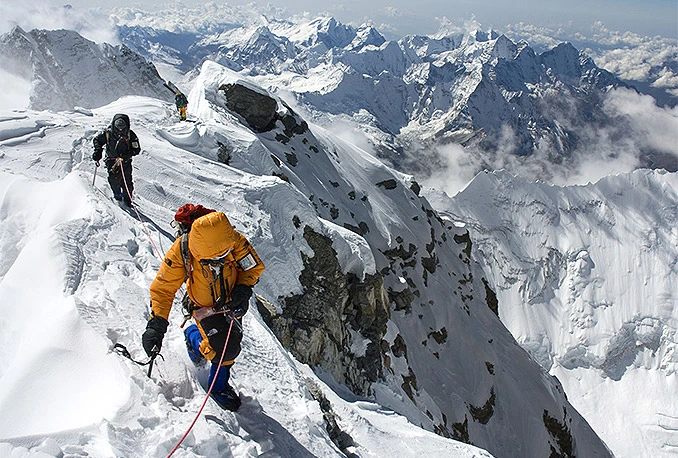 Zatvoren i Mount Everest