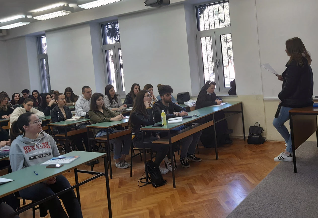 Preko tisuću studenata i srednjoškolaca pohađa tečajeve Studentskog zbora