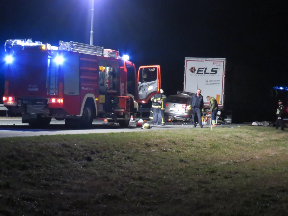 Hrvatska: Touaregom bh. registracija udarili u turski kamion