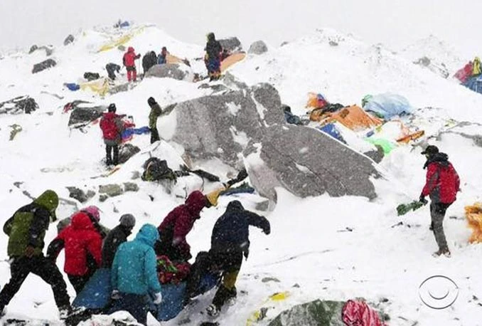 Tragedija u Alpama: Pod lavinama poginulo šest osoba