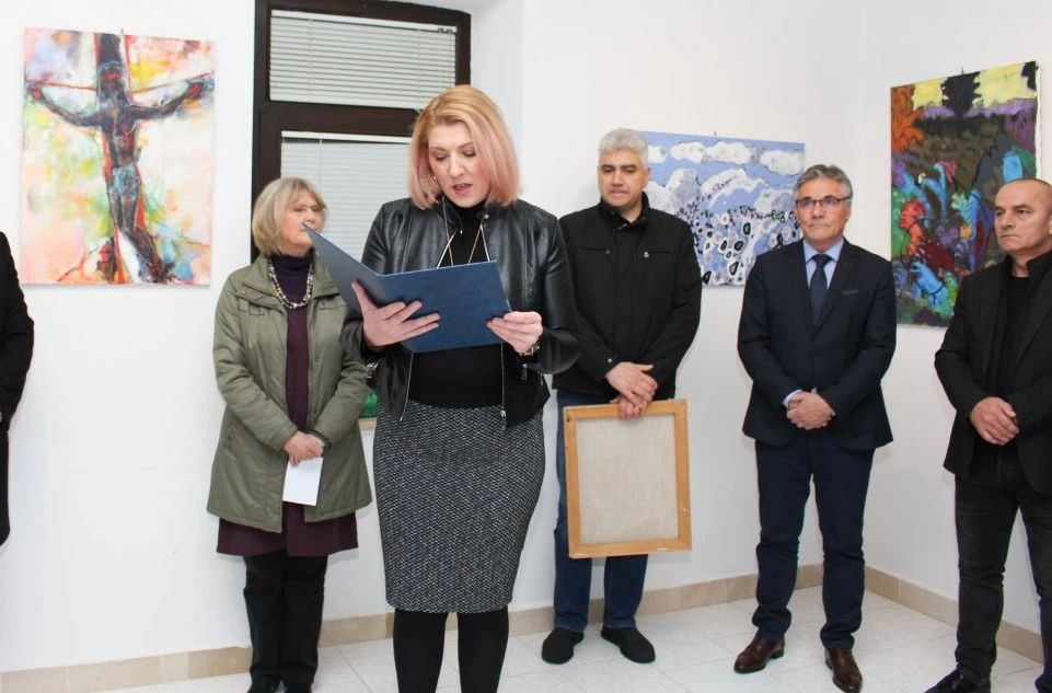 Ovorena humanitarna izložba slika s 3. likovne kolonije u čast Zvonki Bušiću Taiku