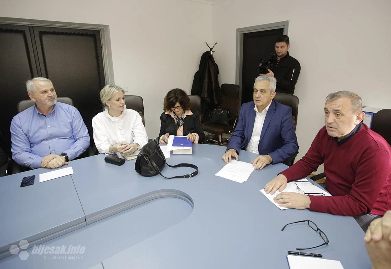 HRS: Angažiranje Civilne zaštite za uklanjanje otpada je protuzakonito