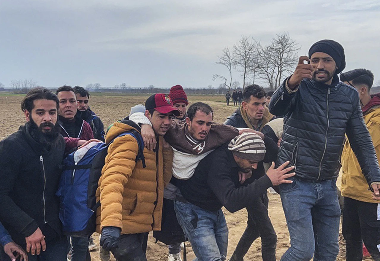 Grčka policija ubila jednog migranta, petero ranjenih