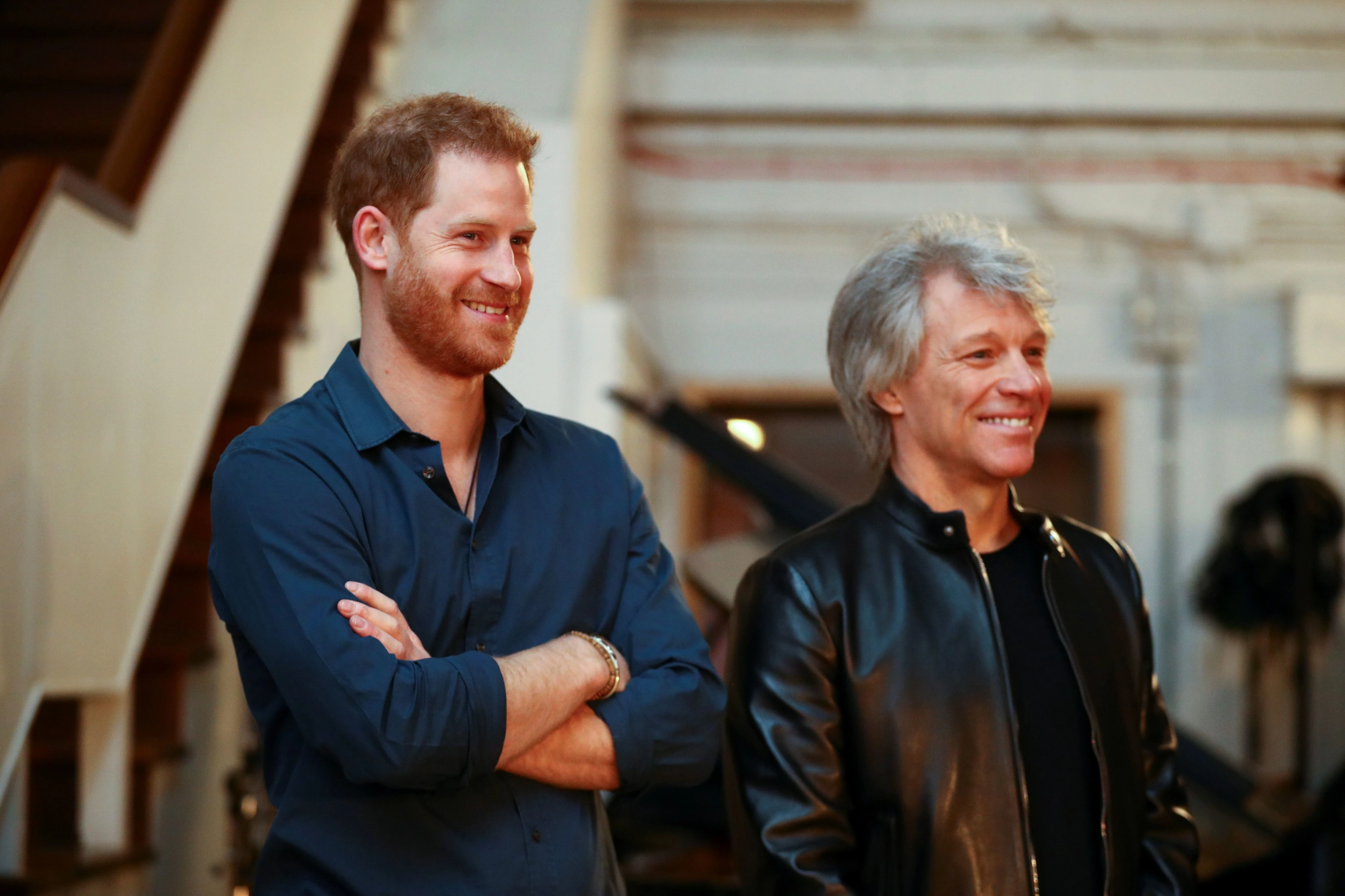 Jon Bon Jovi i princ Harry kao Beatlesi: Singl ''Unbroken'' snimljen u istom studiju