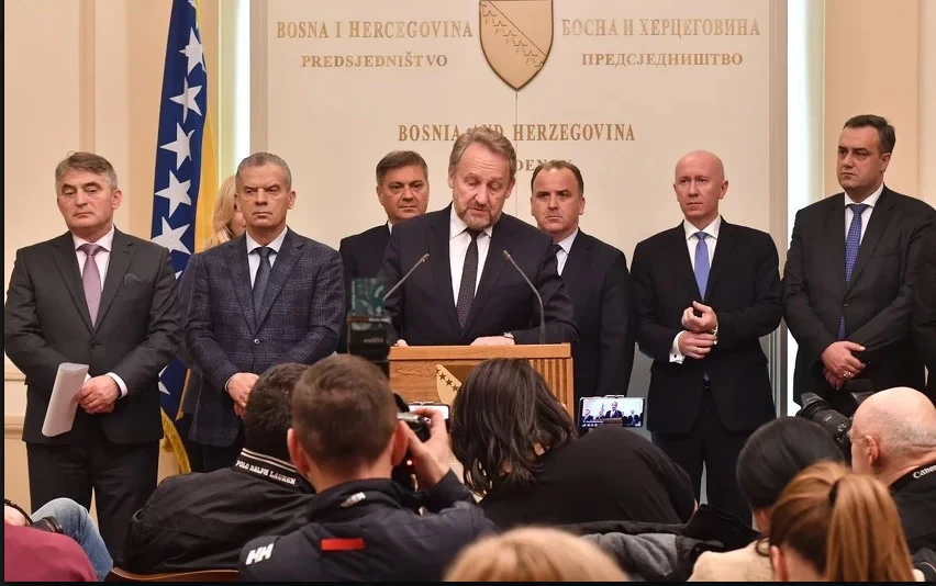 Izetbegović pozvao HDZ da predloži ime predsjednika FBiH
