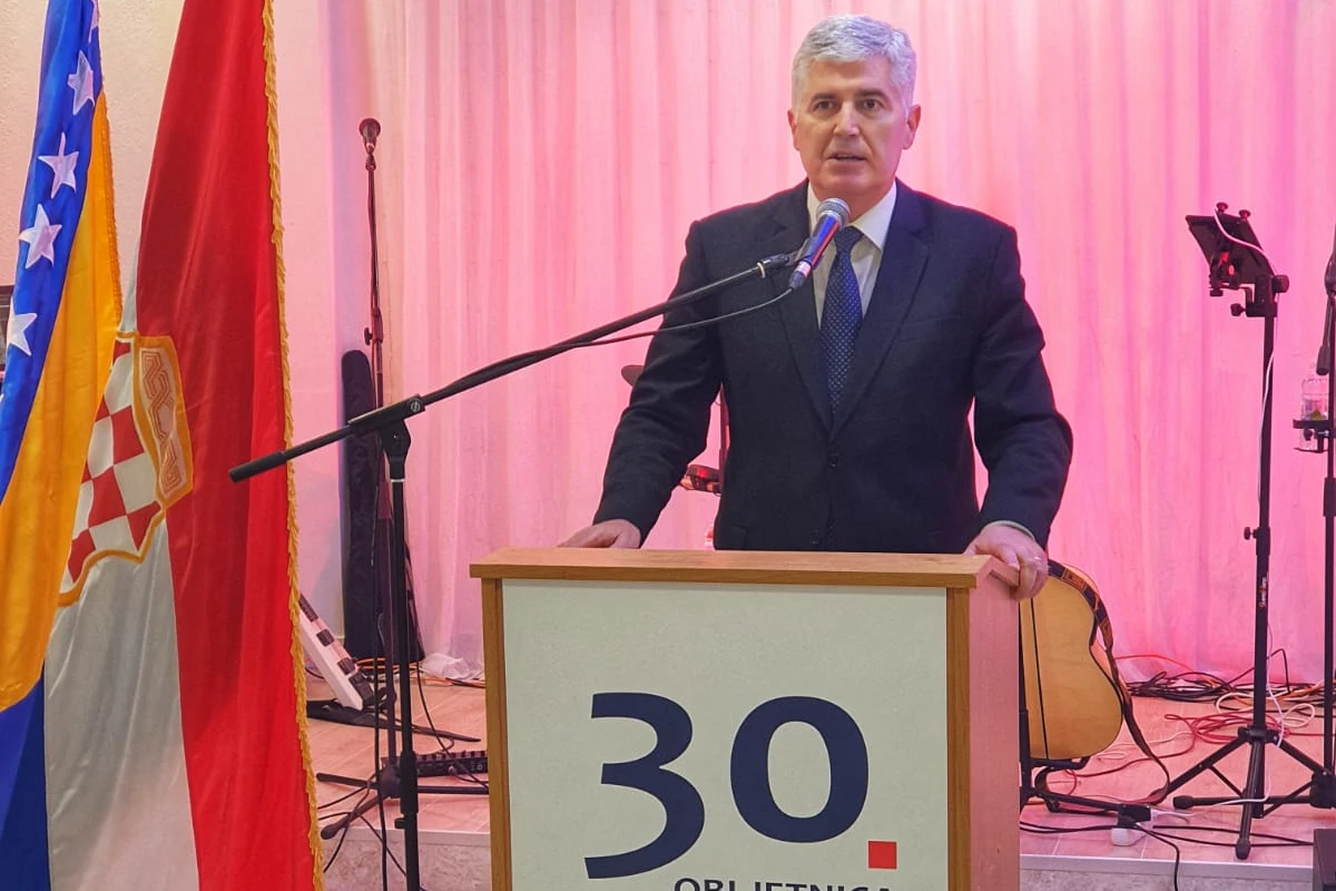 Čović poručio iz Jajca: HDZ BiH nema partnera koji razumije Ustav BiH