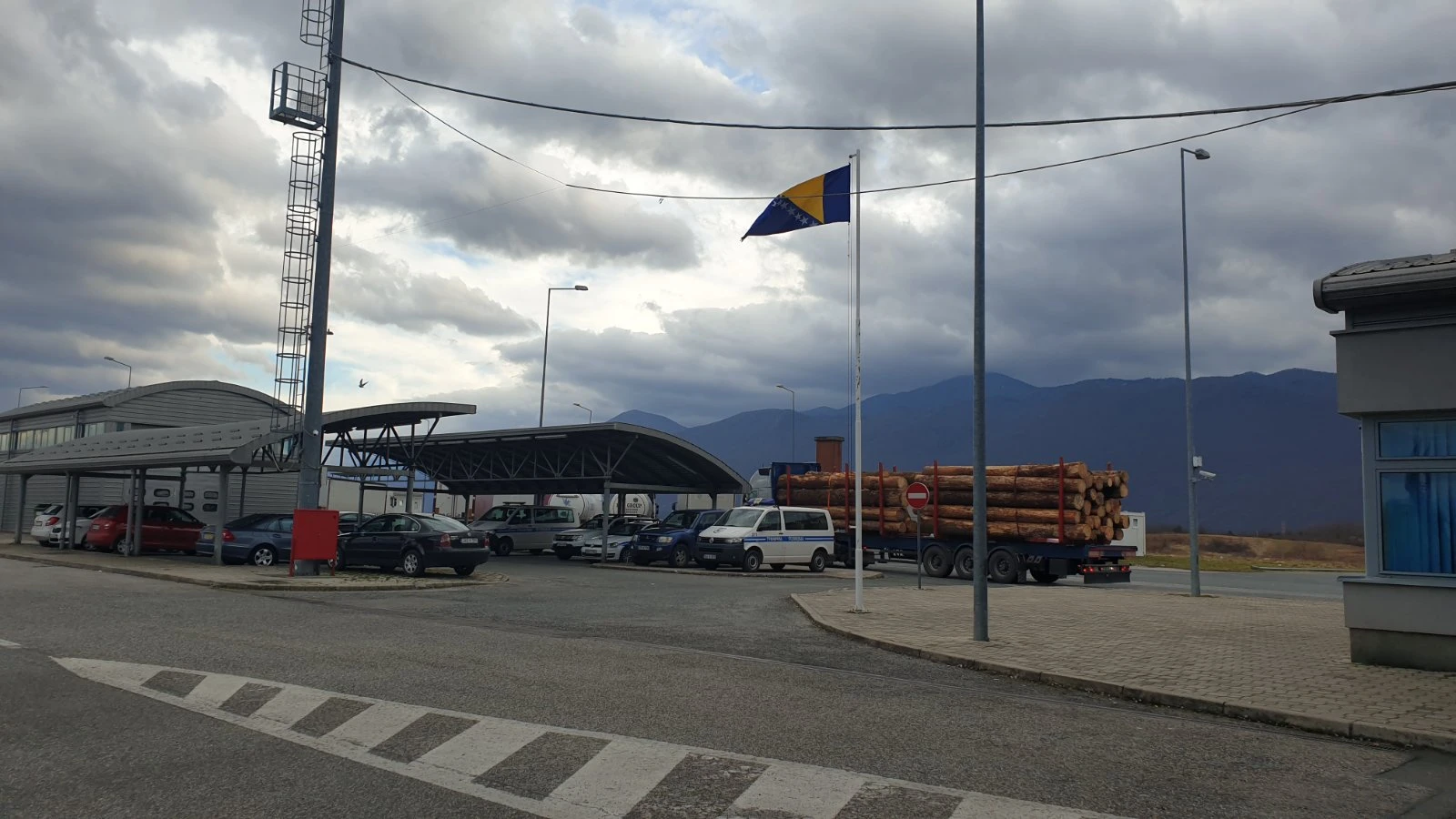 Pojačane mjere nadzora; na nogama granični policajci i sanitarni inspektori